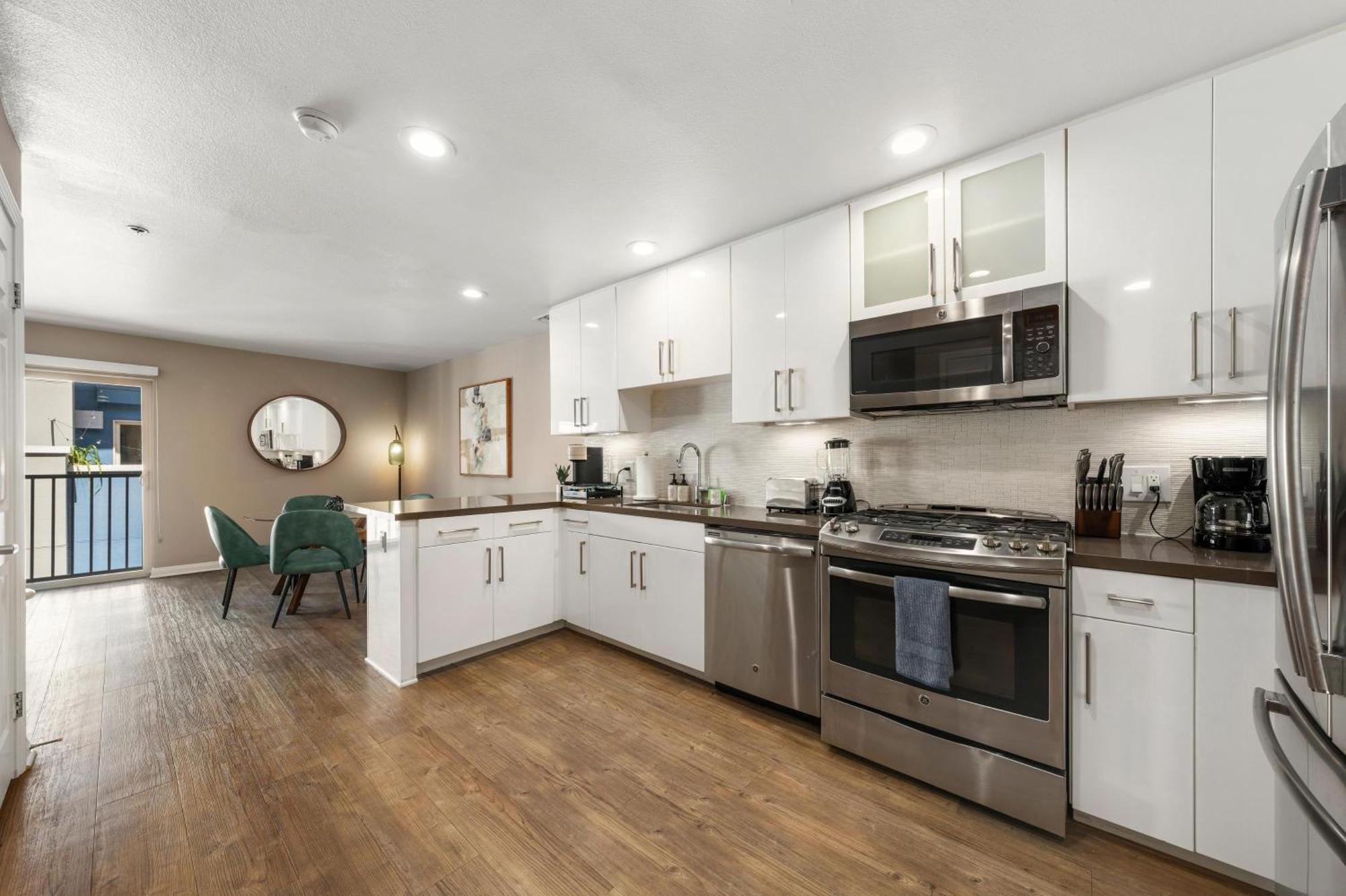 Apartment Carnelian Calm-pool Bbq Rooftop Walk To The